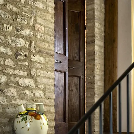 Torre Di Cordaglie Κατάλυμα σε φάρμα Col Sant'Angelo
